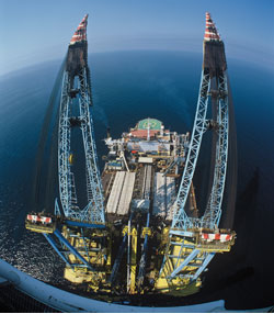 Barge d'installation de pipeline sous-marin 